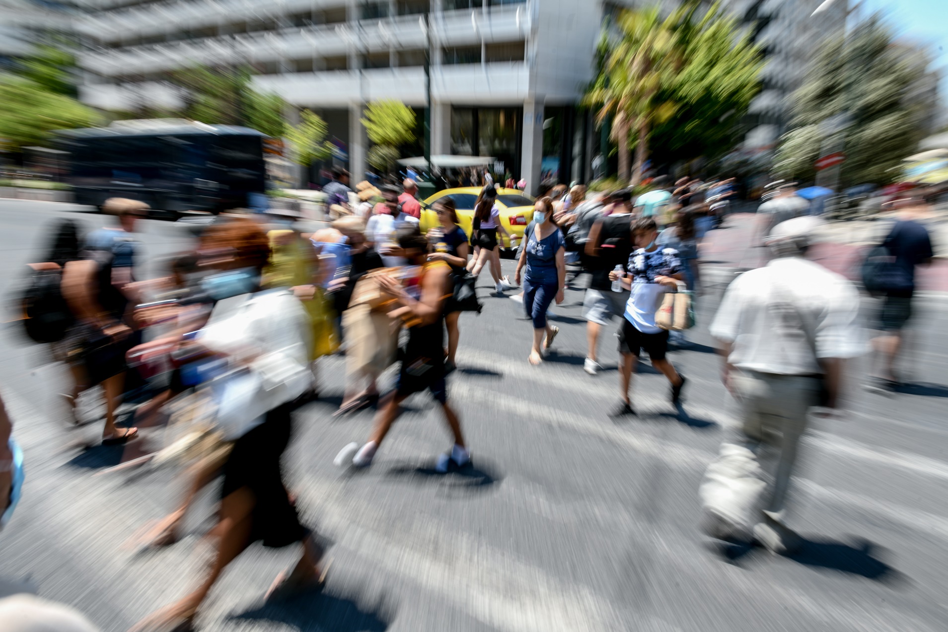 Οφειλές Εφορία: Ευκαιρία για περισσότερες και μικρότερες δόσεις