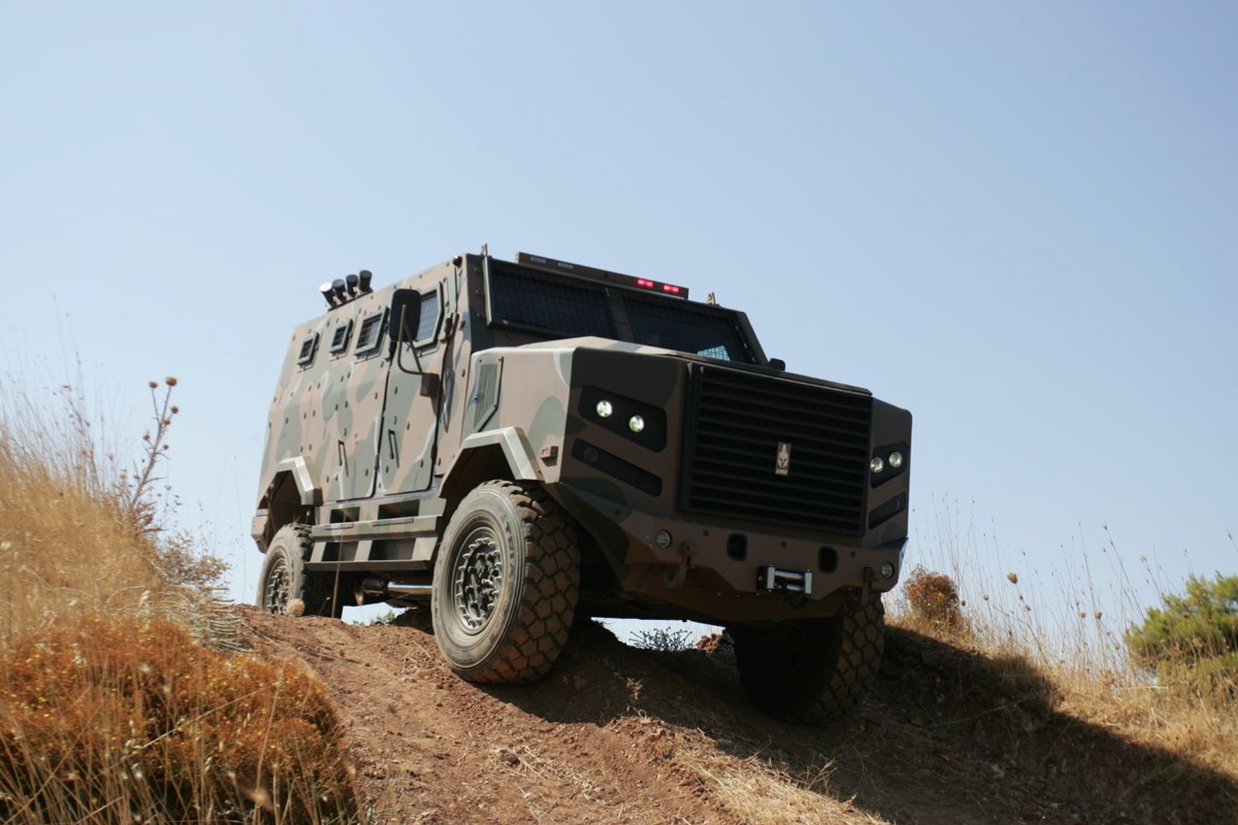 «Οπλίτης» όχημα Στρατού: Δείτε το σύγχρονο τεθωρακισμένο άρμα