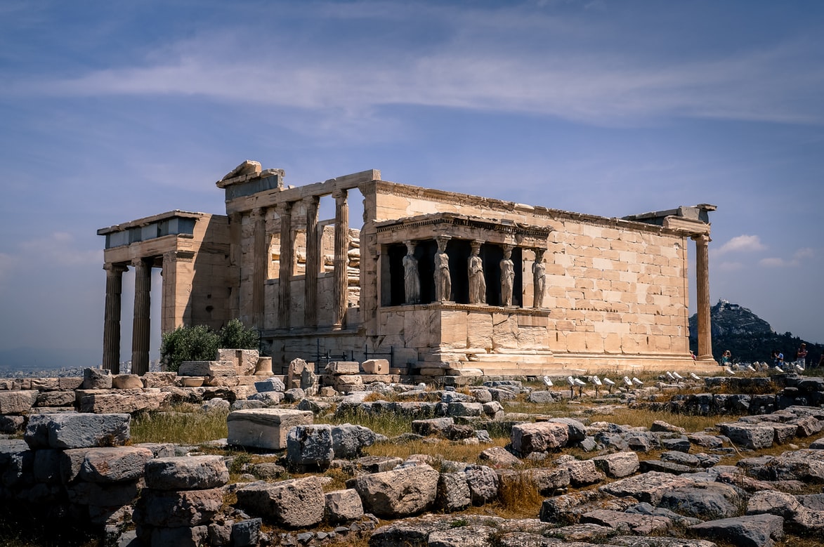 Ανάπτυξη στην Ελλάδα – προβλέψεις: Τι «βλέπουν» οι διεθνείς οίκοι πιστοληπτικής αξιολόγησης