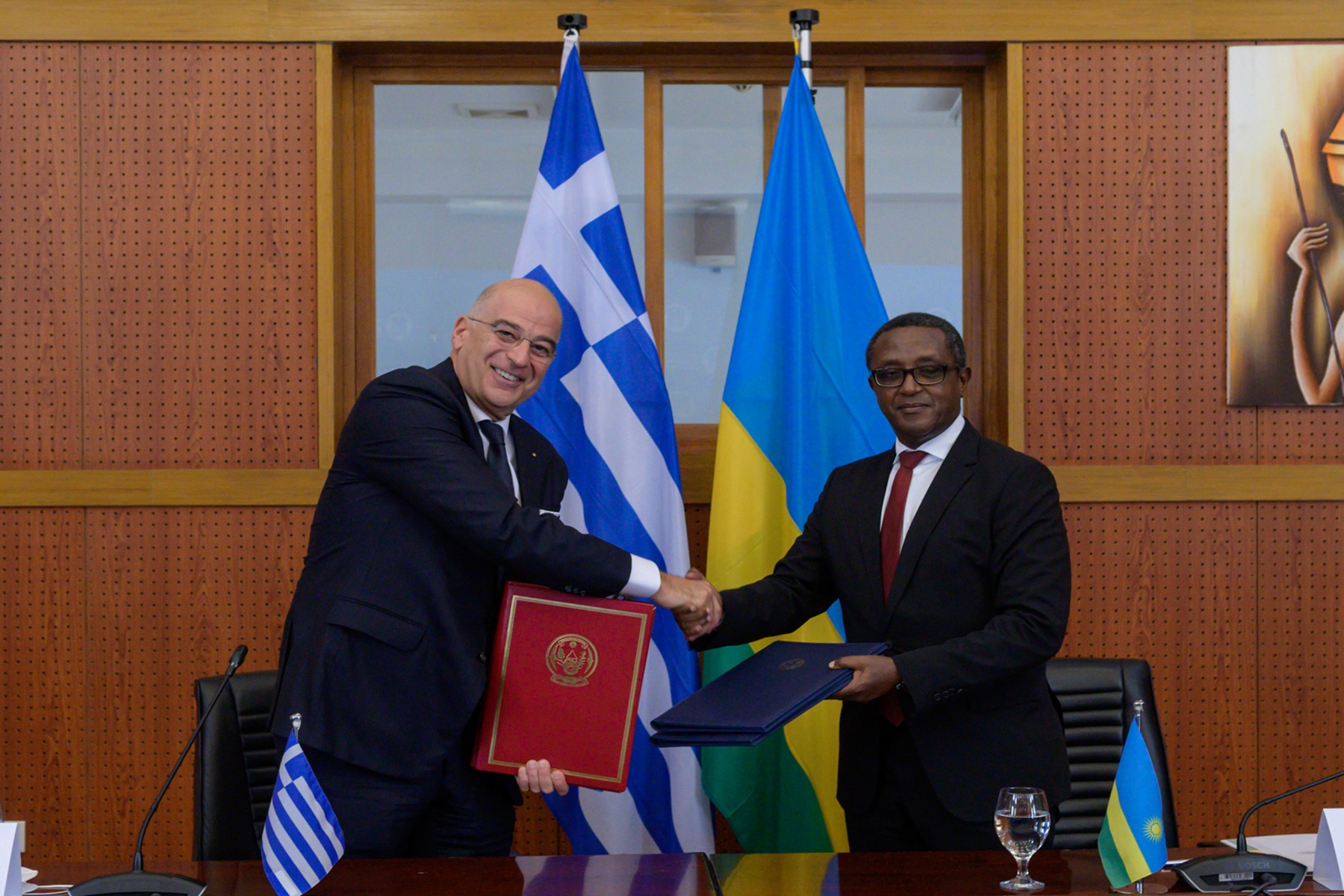 Δένδιας Ρουάντα: Το μήνυμα του Έλληνα υπουργού να ενισχυθούν οι σχέσεις Ελλάδας-Αφρικής