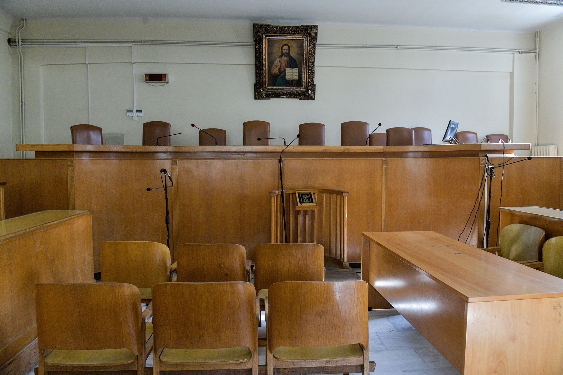 Δίκη ψευτογιατρού – πατέρας 14χρονης: “Μας υποσχέθηκε πλήρη ίαση”