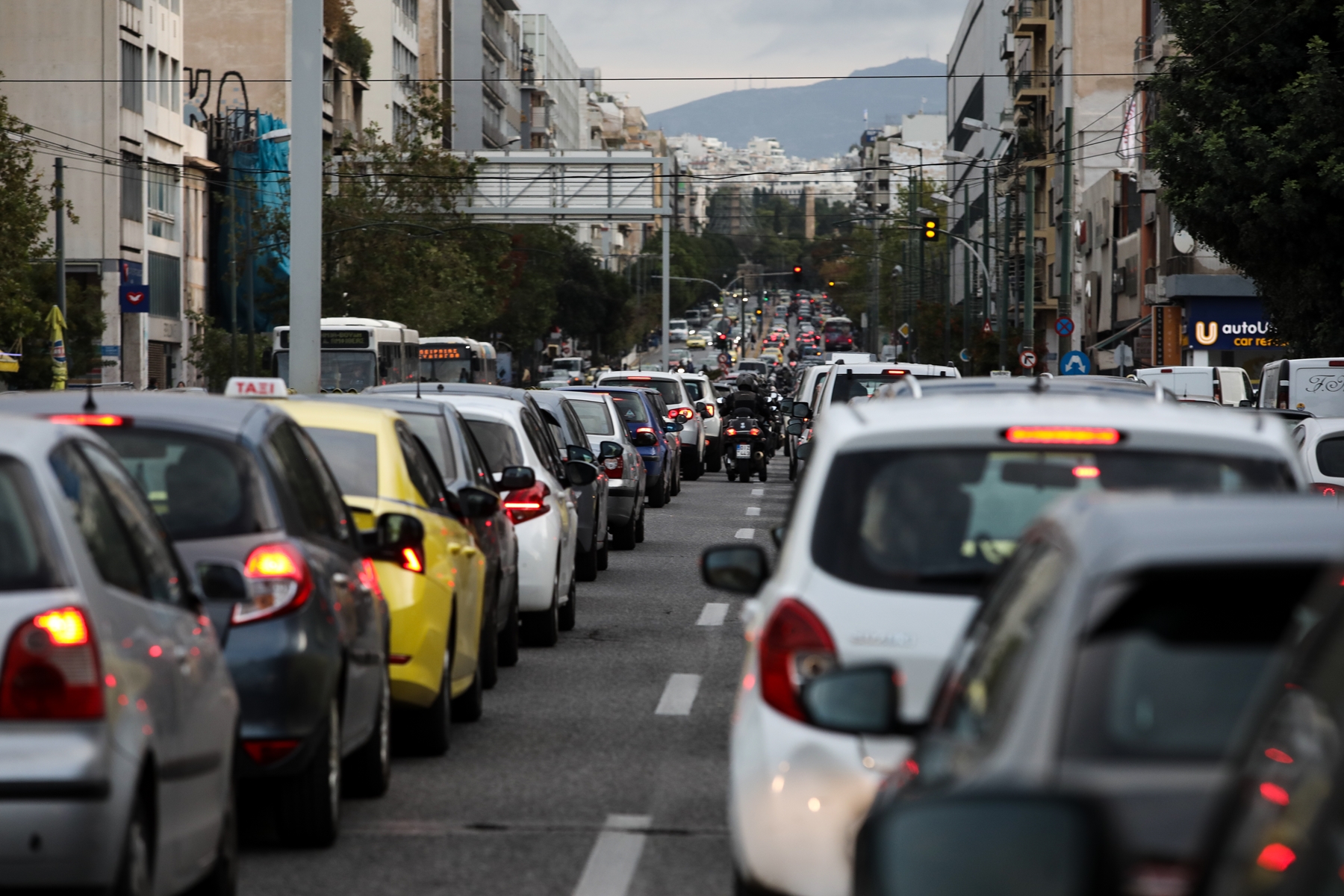 Κίνηση Αθήνα – τώρα: Ποια είναι η κατάσταση στους δρόμους της πόλης