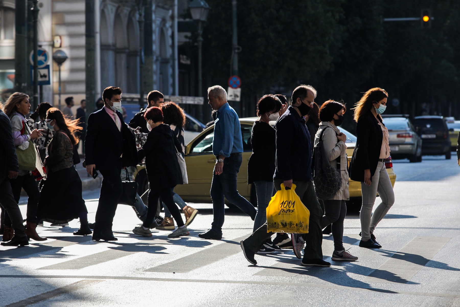 Κρούσματα σήμερα Ελλάδα 8/11: Ενημέρωση ΕΟΔΥ για τον κορονοϊό