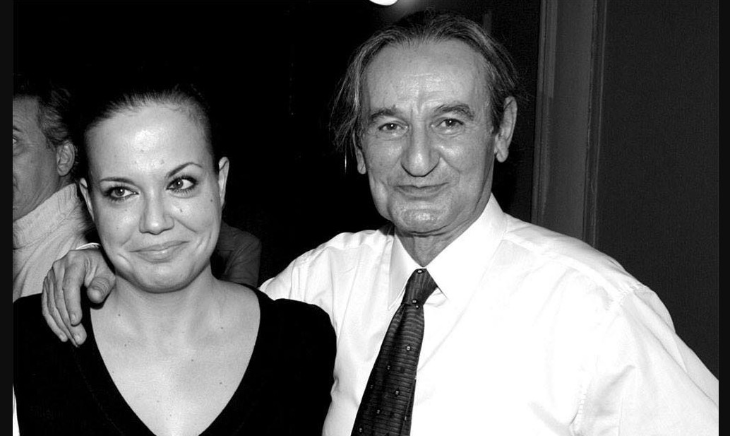 Αλεξία Μουστάκα – γονείς: “Λύγισε” η ηθοποιός μιλώντας για την αγάπη
