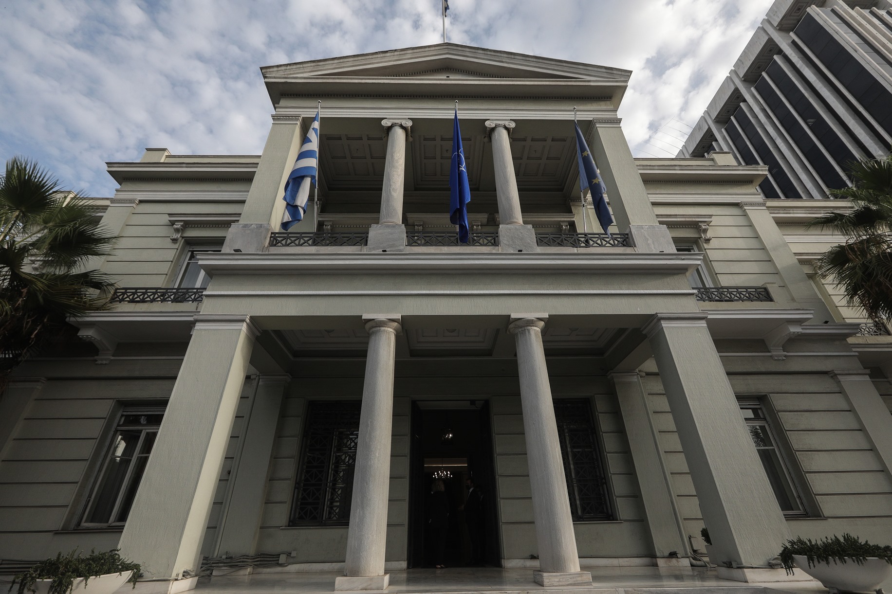 Απόδημος ελληνισμός:  Ψηφιακός μετασχηματισμός βασικών υπηρεσιών για την εξυπηρέτηση των αποδήμων