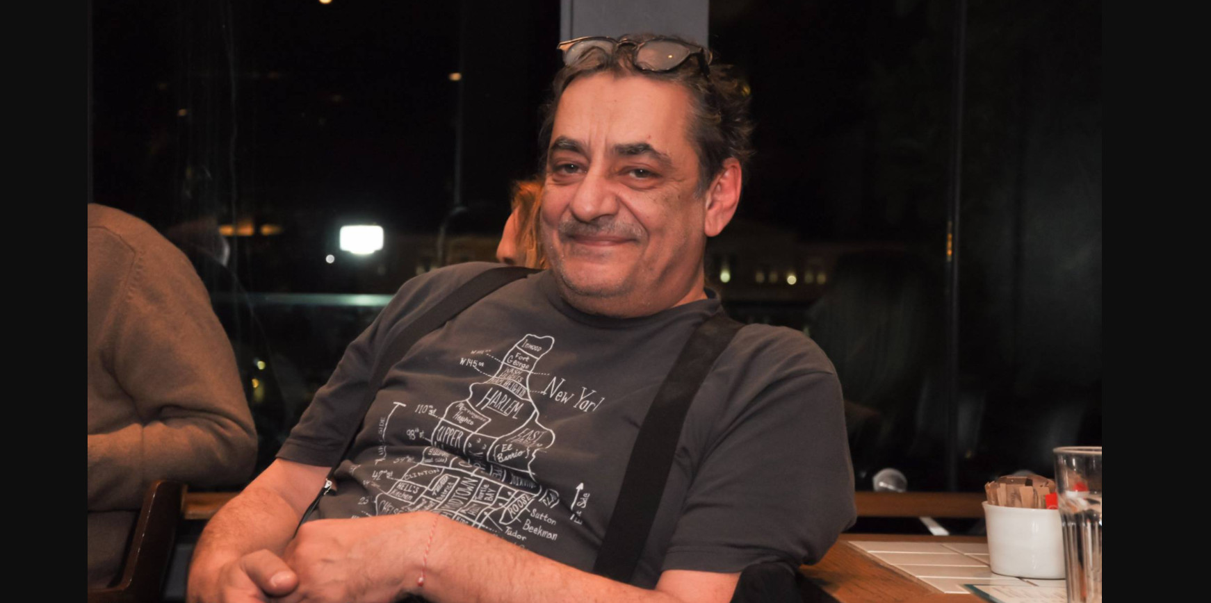 Αντώνης Καφετζόπουλος – εμβόλιο: «Δεν είμαι αισιόδοξος για το θέατρο με τα νέα μέτρα»