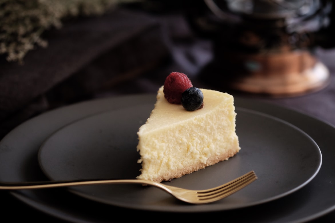 Cheesecake με μελομακάρονα – συνταγή: Το must γλυκό για τα Χριστούγεννα