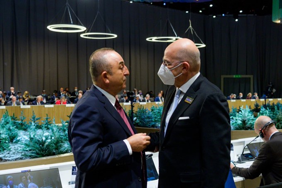 Νίκος Δένδιας – Μελβούτ Τσαβούσογλου συνάντηση: Τα… είπαν σύντομα οι δύο υπουργοί Εξωτερικών