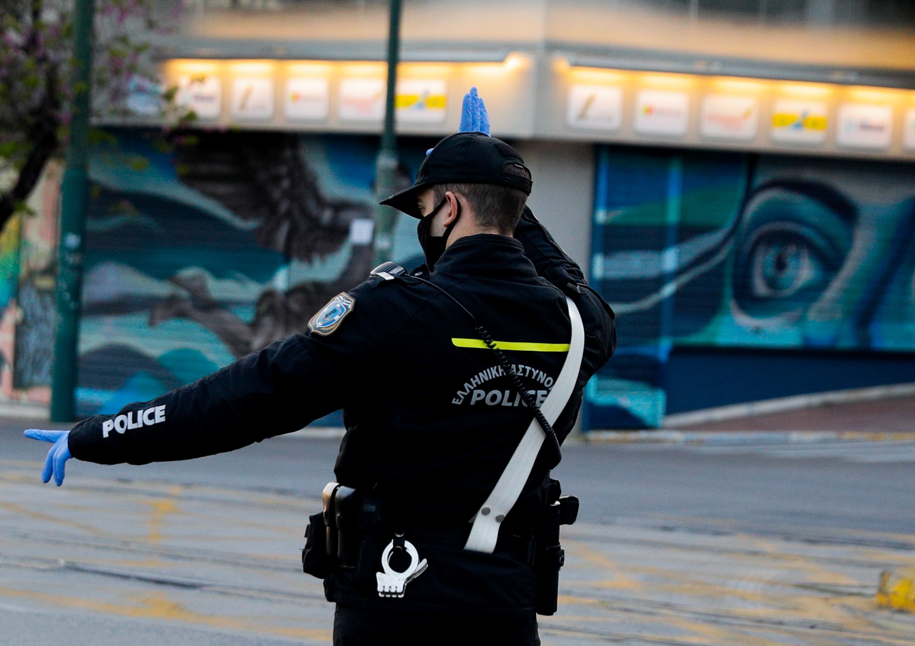 Δάγκωσε αστυνομικό: Φρικτό περιστατικό στο Ηράκλειο για έναν έλεγχο