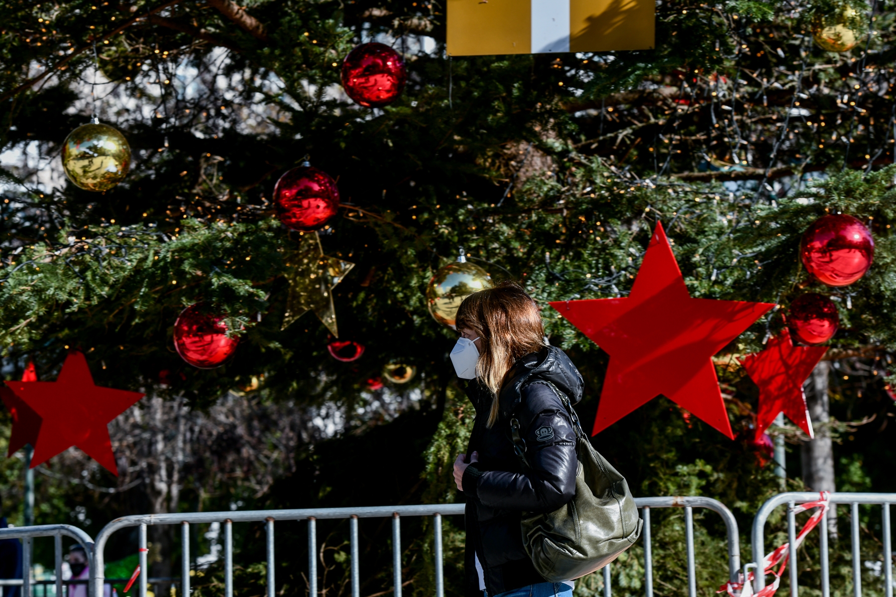 Ενημέρωση για τον κορονοϊό 20/12: Τι λένε Θεοδωρίδου και Θεμιστοκλέους για την μετάλλαξη Όμικρον