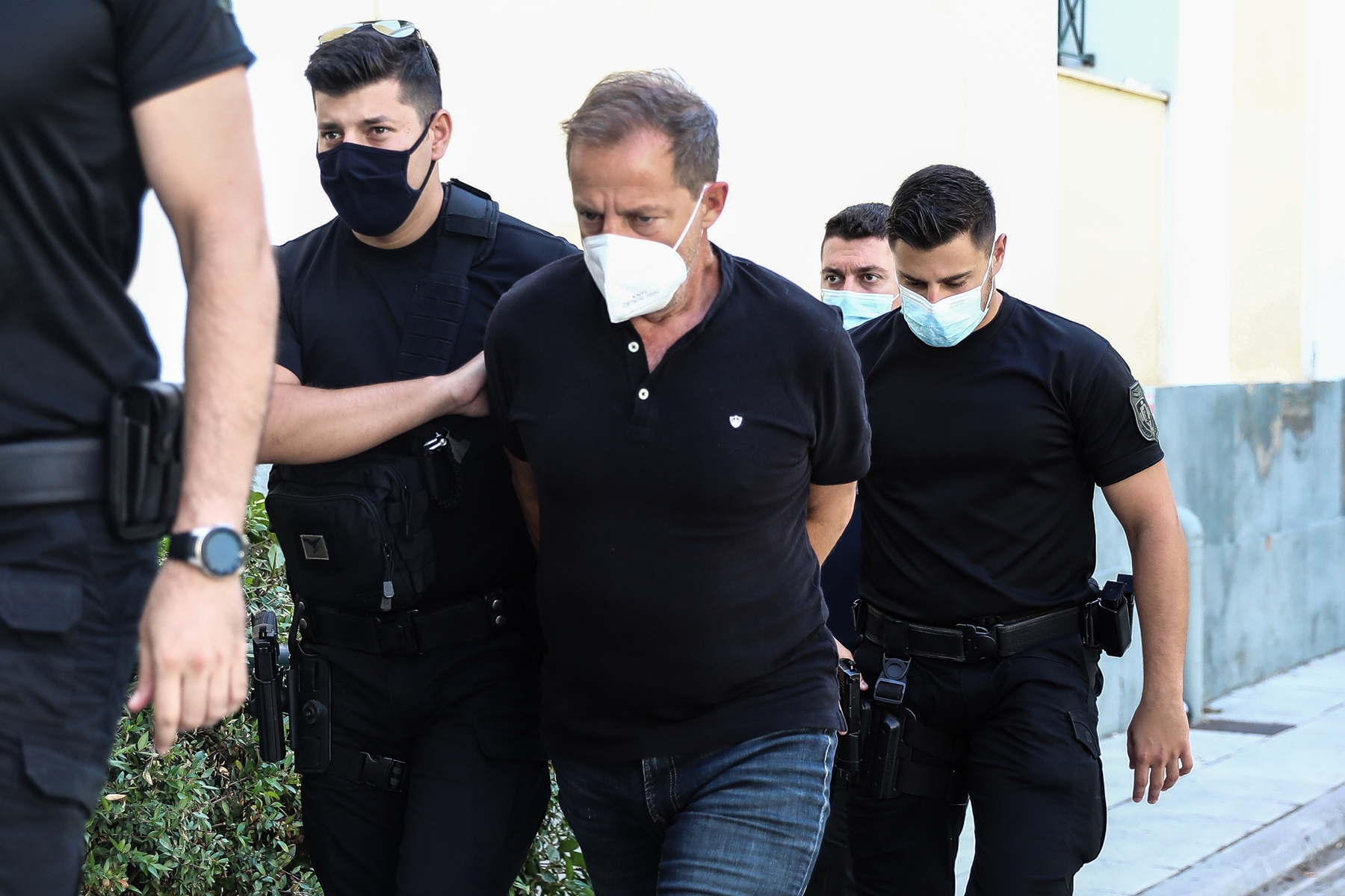 Δημήτρης Λιγνάδης – δίκη: Κατηγορείται για 4 βιασμούς ανηλίκων και νεαρών ανδρών