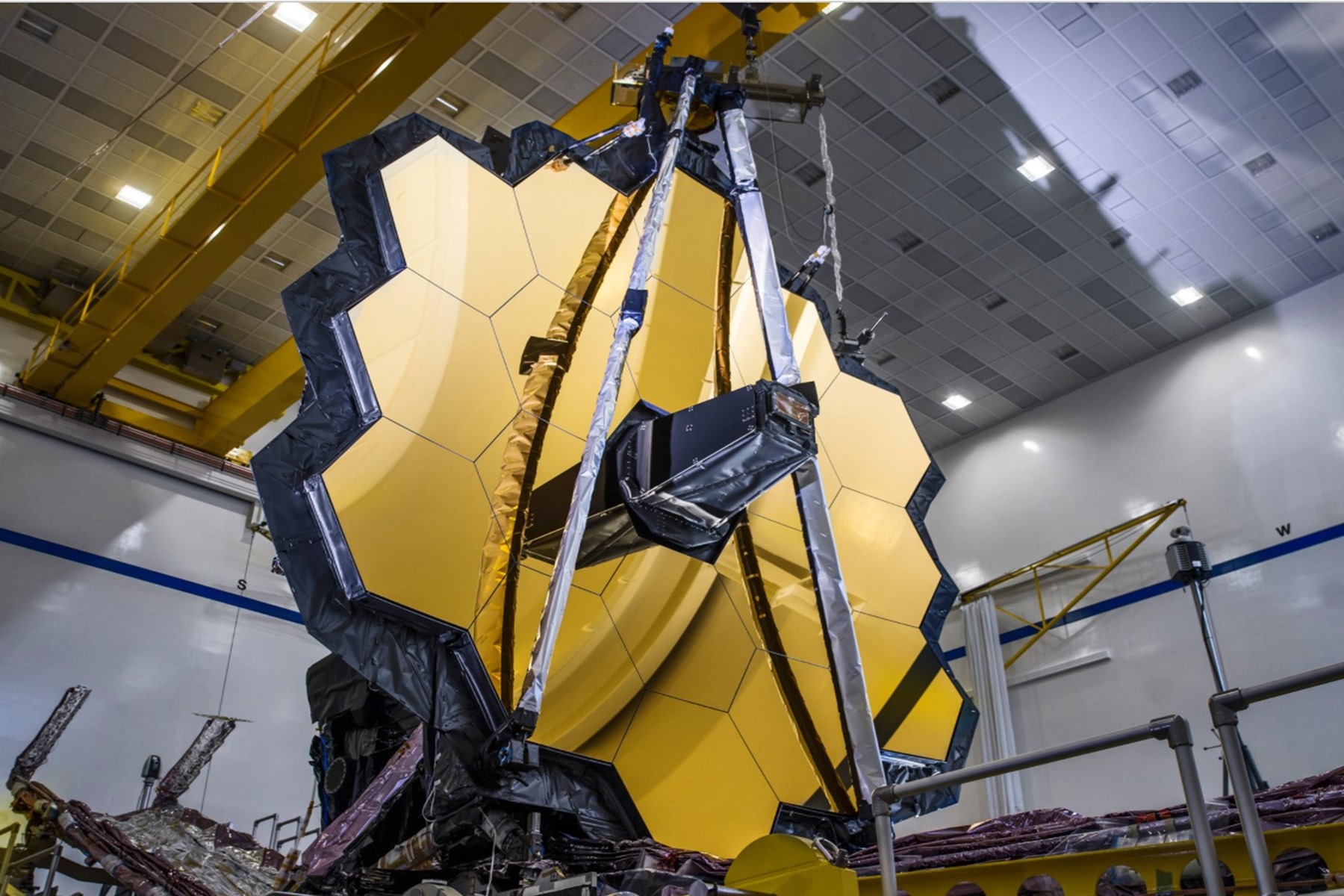 Τηλεσκόπιο James Webb: Έτοιμο για εκτόξευση – Τι θα μελετά
