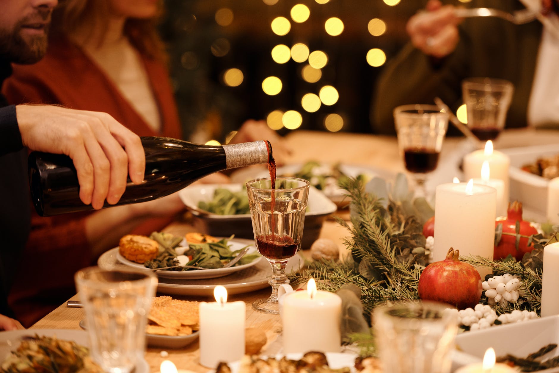 Χριστουγεννιάτικο τραπέζι – τιμές: Πόσο θα κοστίσει φέτος