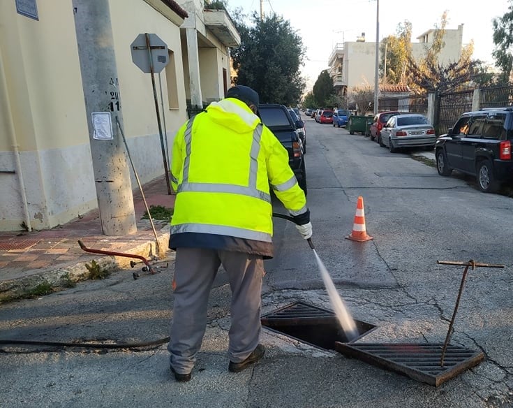 Δήμος Ελευσίνας: Εργασίες καθαρισμού μετά την κακοκαιρία