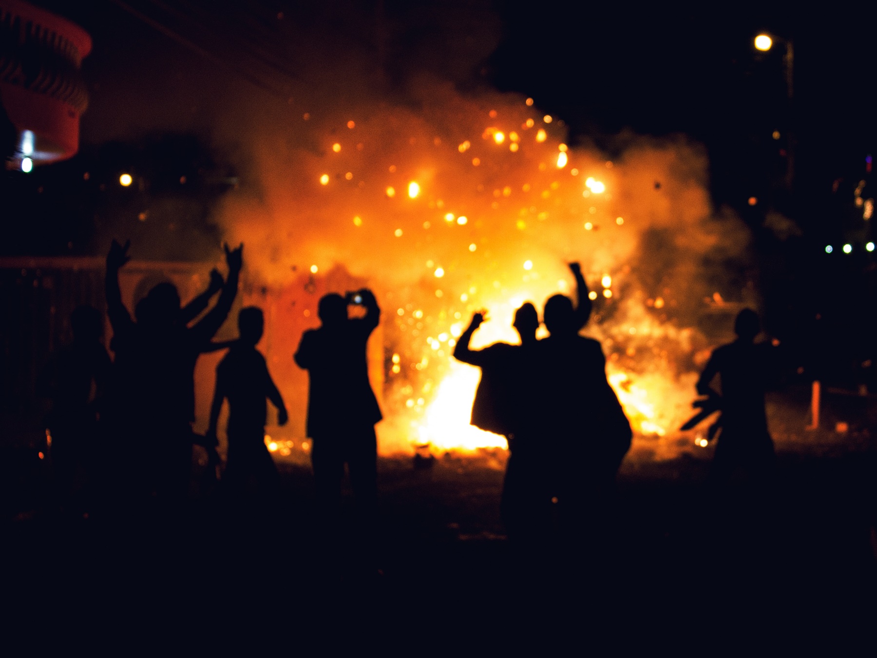 Λιβύη διαδηλώσεις: Η χώρα βυθίζεται στο χάος