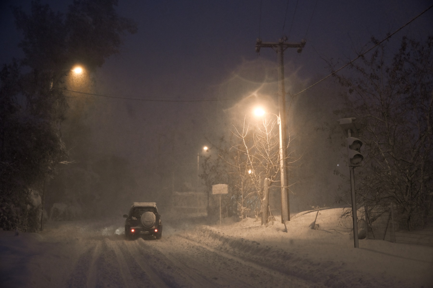 Οδήγηση με χιόνια: Τα τρία SOS για να μην τρακάρουμε