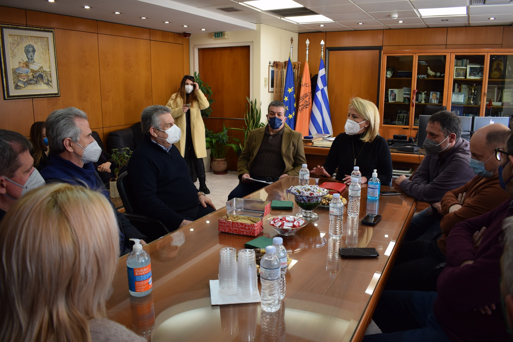 Δήμος Ιλίου: Συνάντηση του Δημάρχου με την πρώην Περιφερειάρχη Ρένα Δούρου