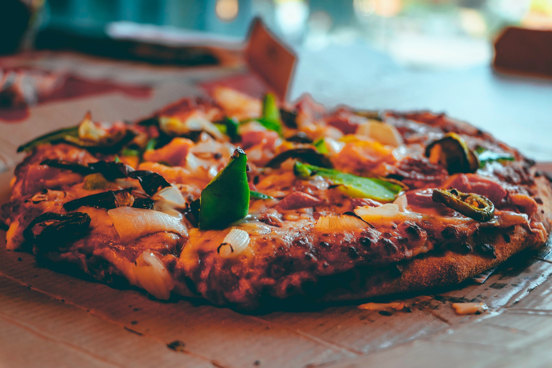 Η πιο εύκολη ζύμη για πίτσα: Θέλεις μόνο 2 υλικά!