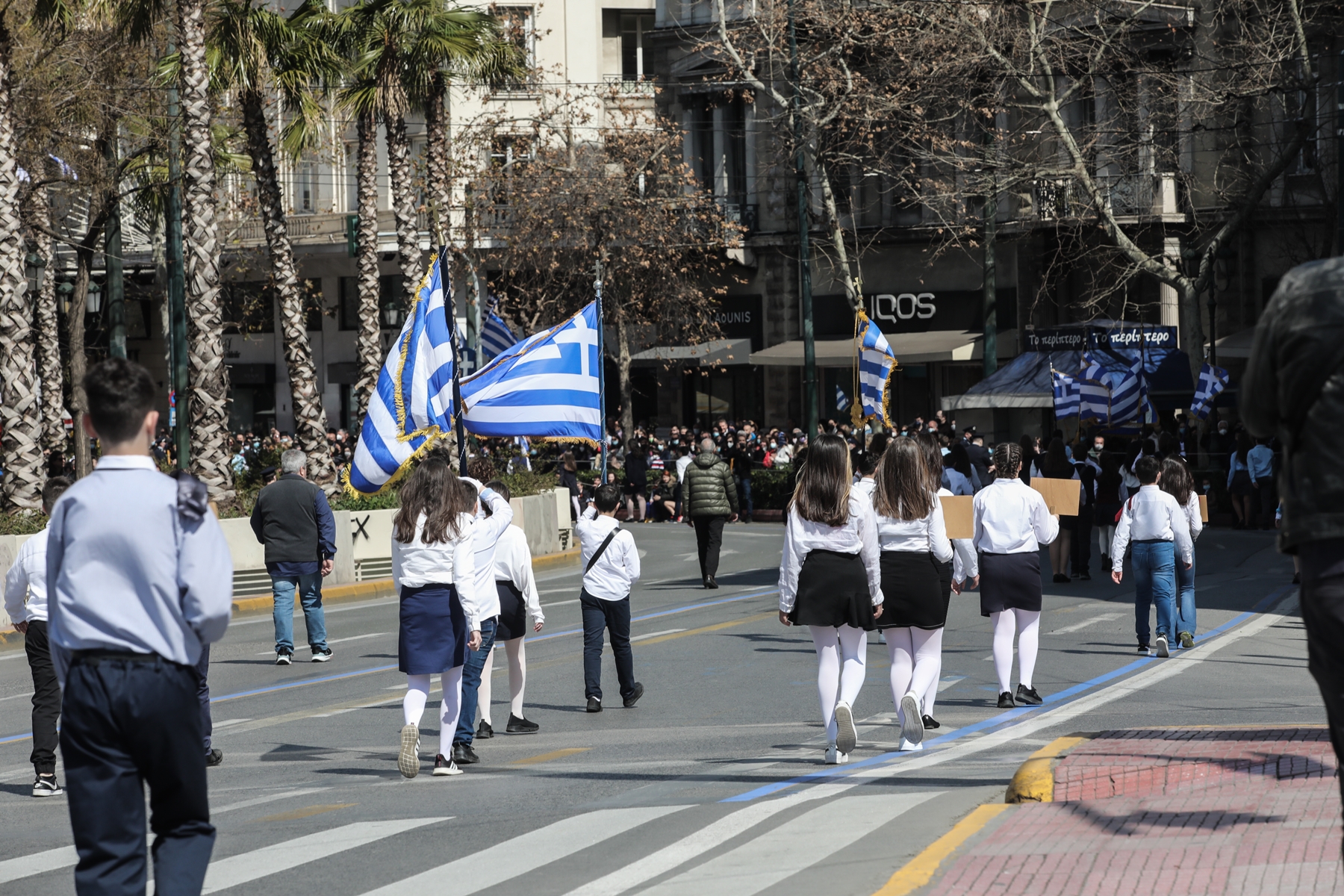 Παρέλαση 25 Μαρτίου 2022 – Αθήνα: Με αντιπολεμικά συνθήματα οι μαθητές