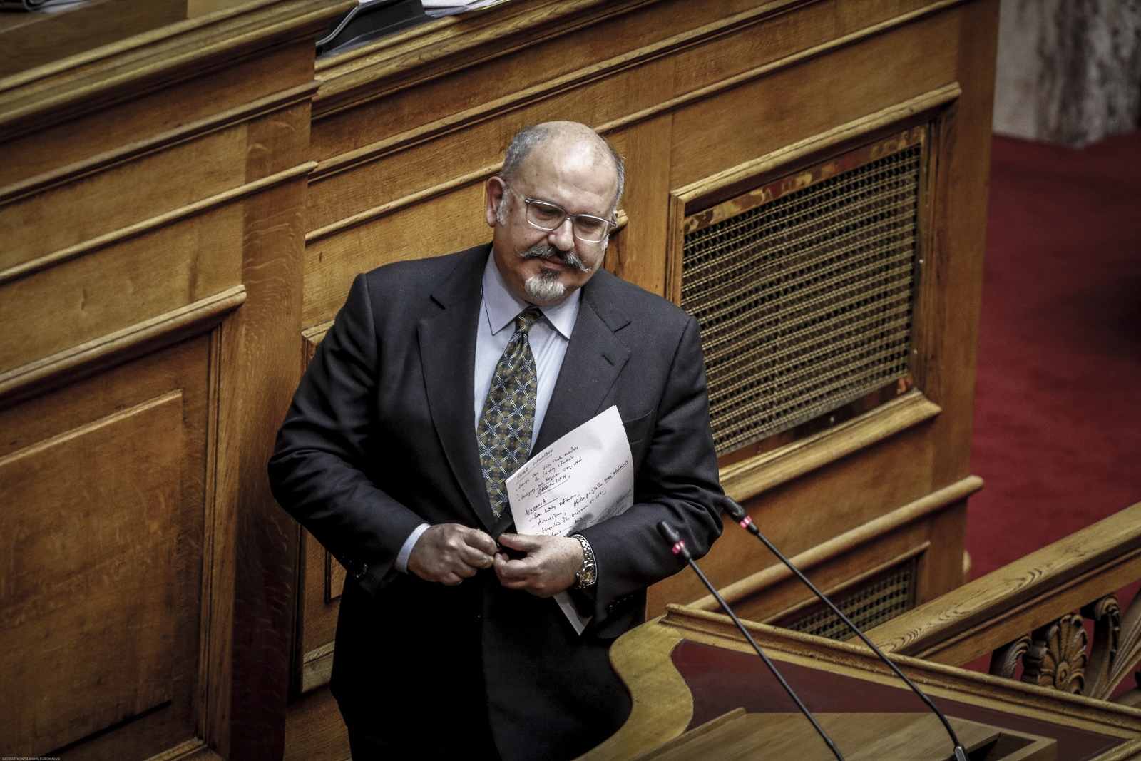 Νίκος Ξυδάκης – Στο Κόκκινο: Αποχώρησε από τον σταθμό ο πρώην υπουργός