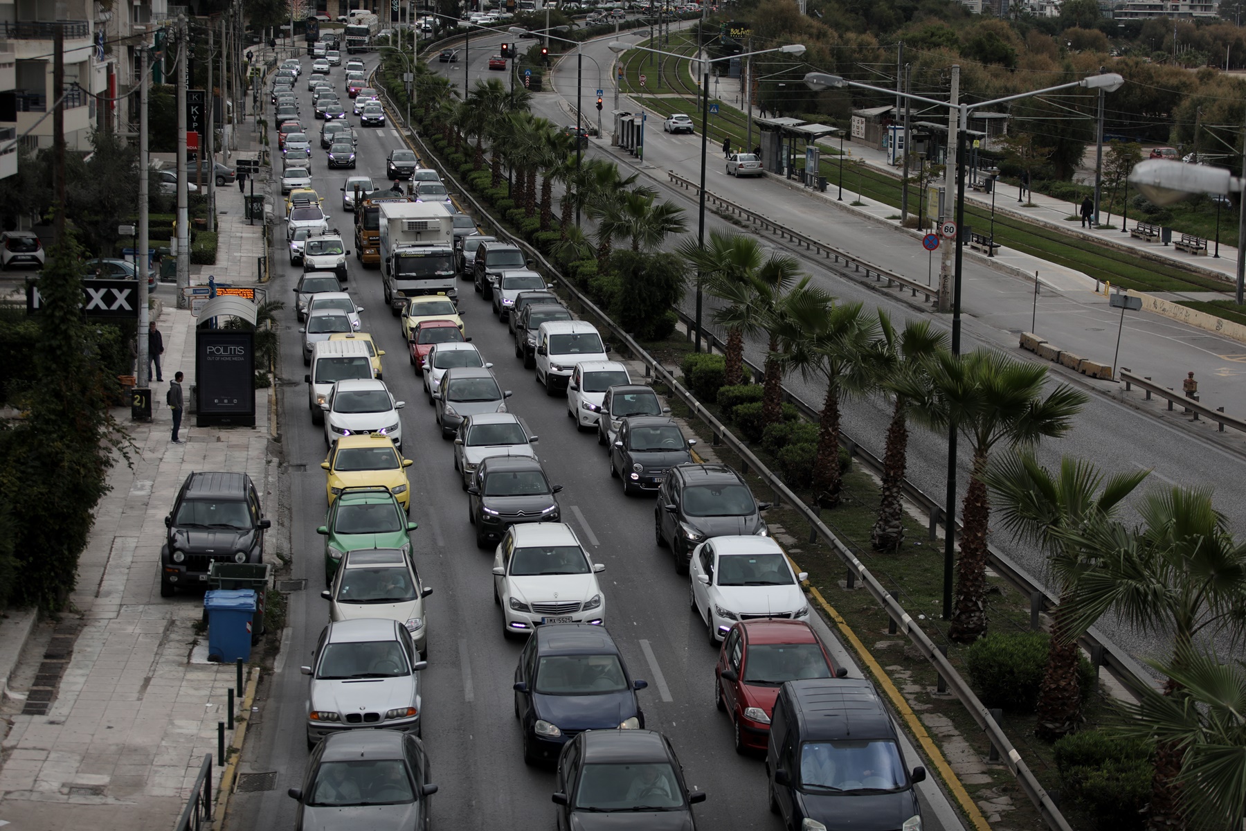 Κίνηση τώρα Αθήνα: Χάος στους δρόμους λόγω της 24ωρης απεργίας