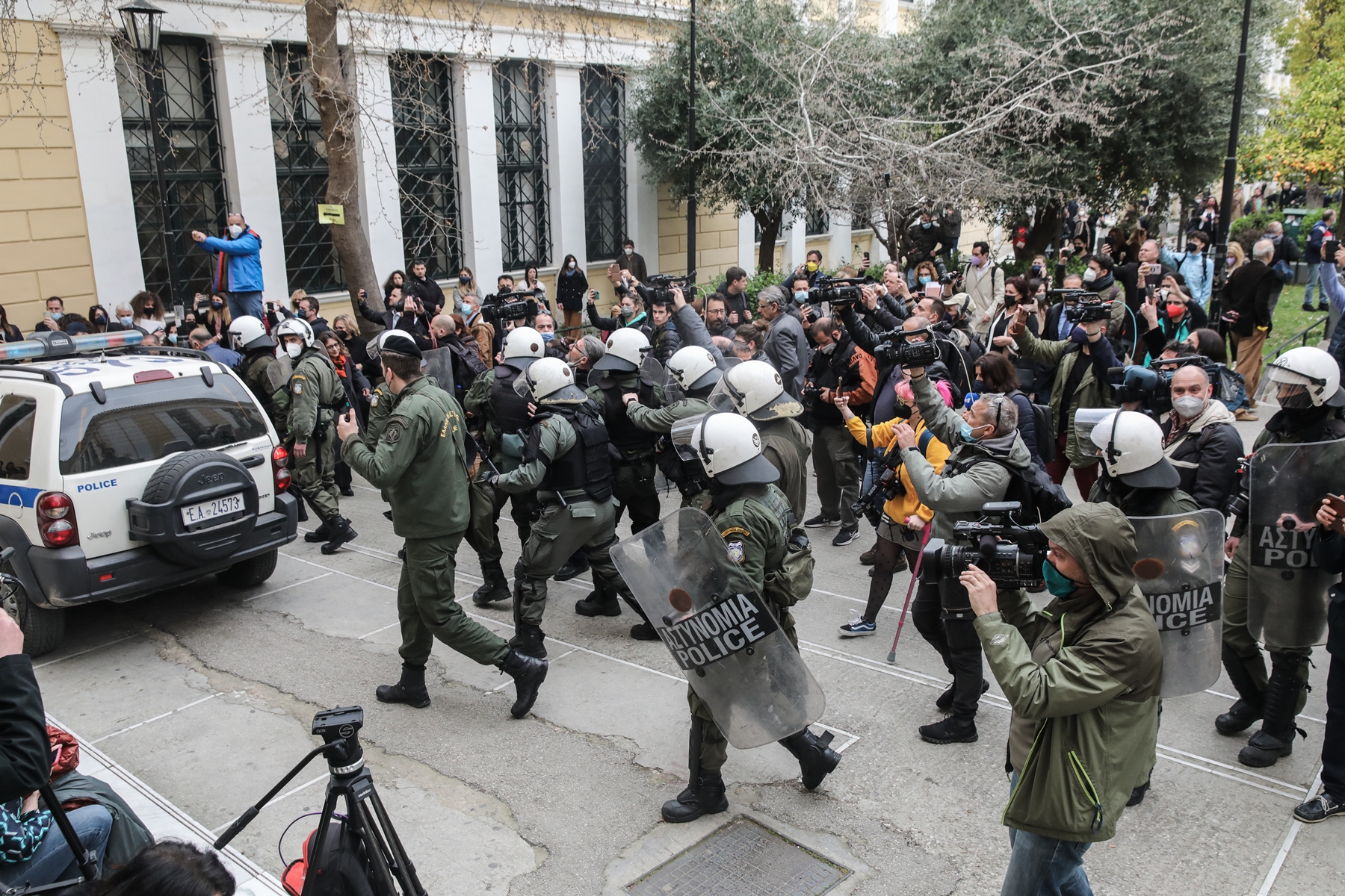 Ξυλοδαρμός Ρούλας Πισπιρίγκου: Τι ισχυρίζεται η 33χρονη για τη ΓΑΔΑ