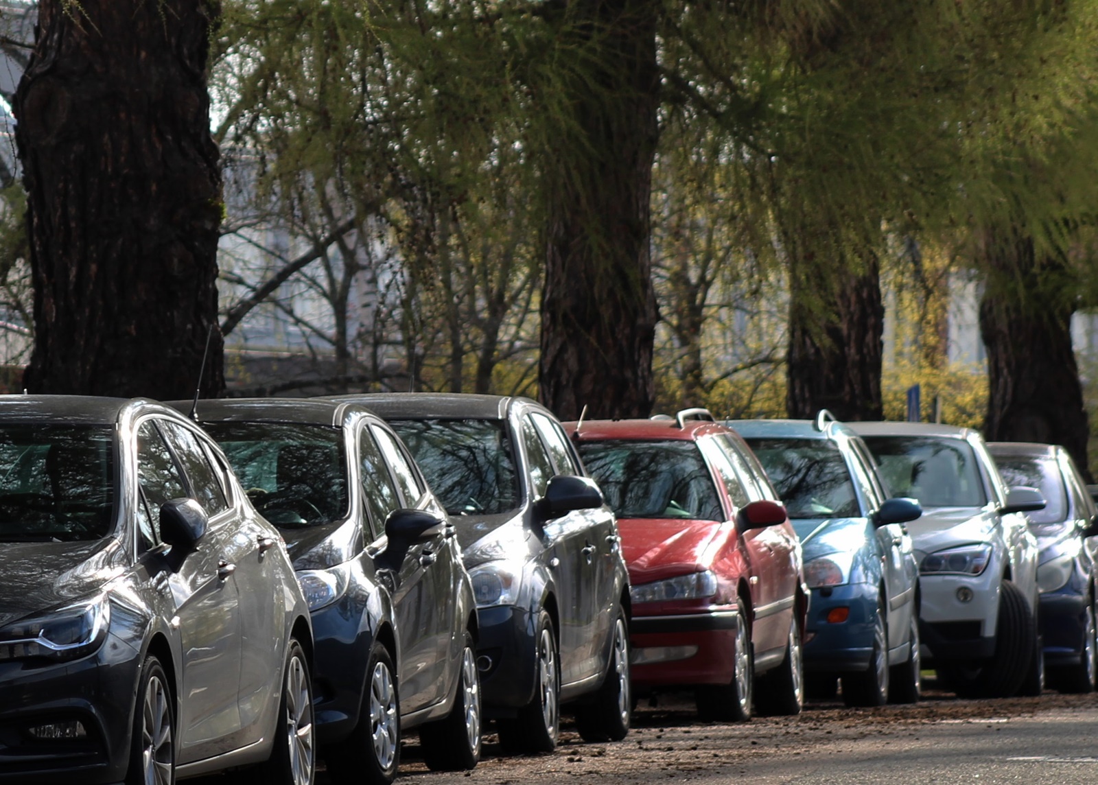 Δήμος Βύρωνα: 711 εγκαταλελειμμένα αυτοκίνητα στους δρόμους