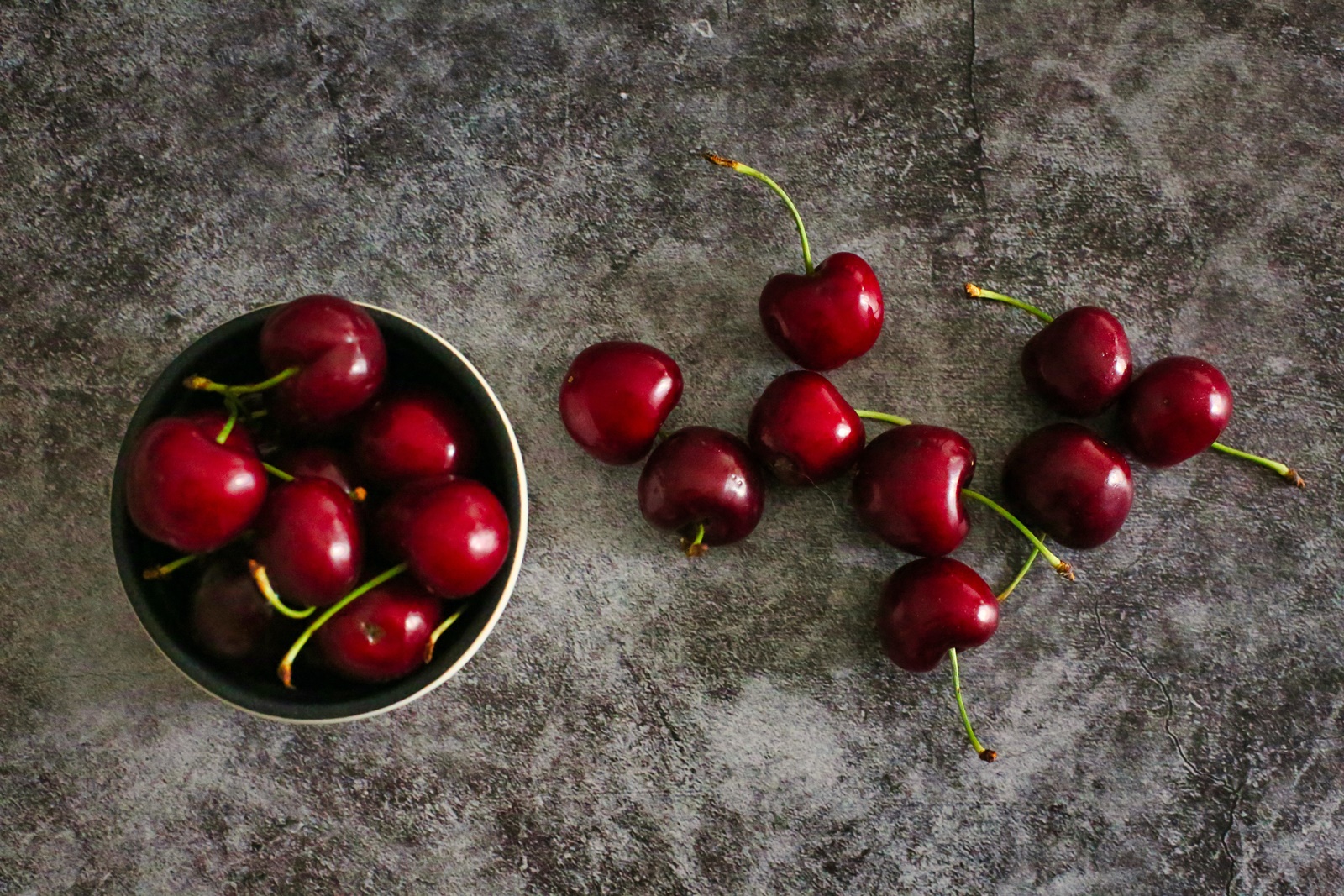 Κεράσια θερμίδες – ιδιότητες: Tι μας προσφέρει το τέλειο καλοκαιρινό φρούτο