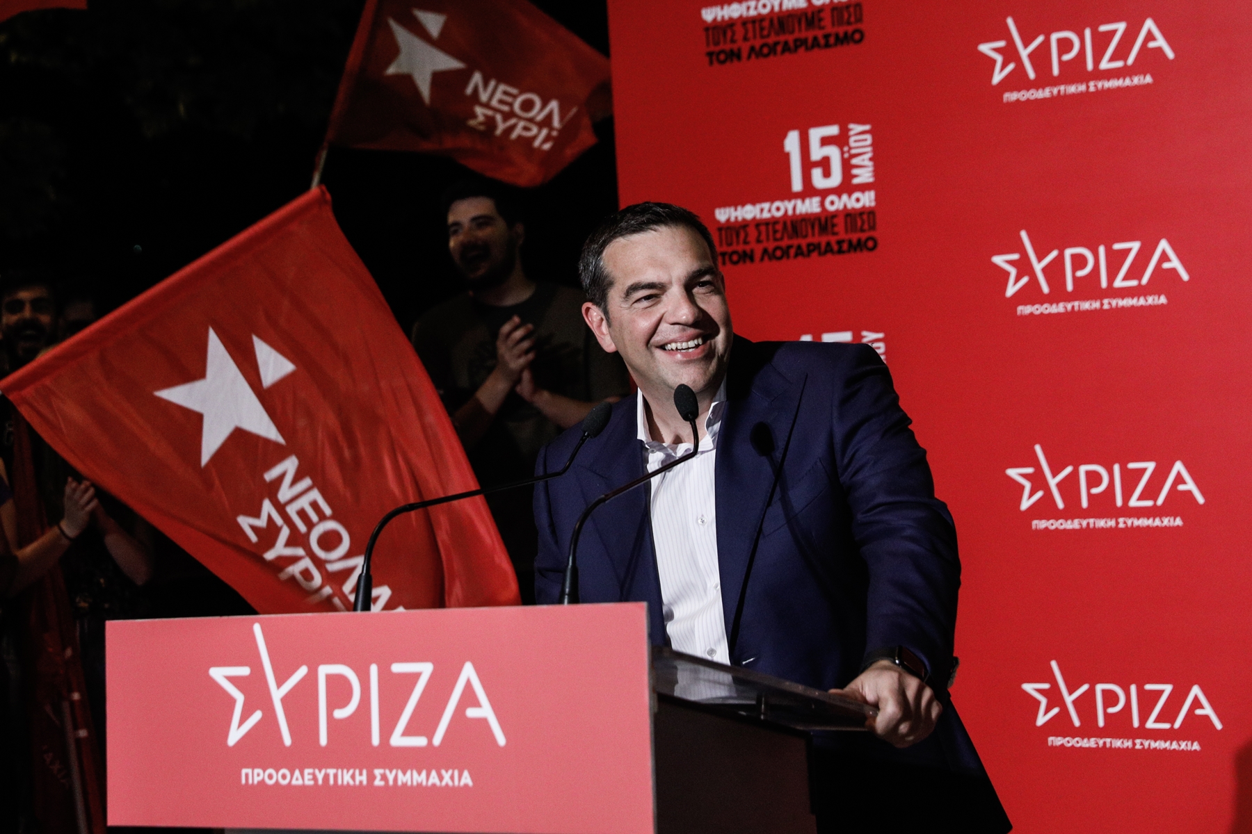 Παγκόσμια Ημέρα κατά της Ομοφοβίας – 2022: Ο Τσίπρας υπογράφει για την ισότητα στον γάμο