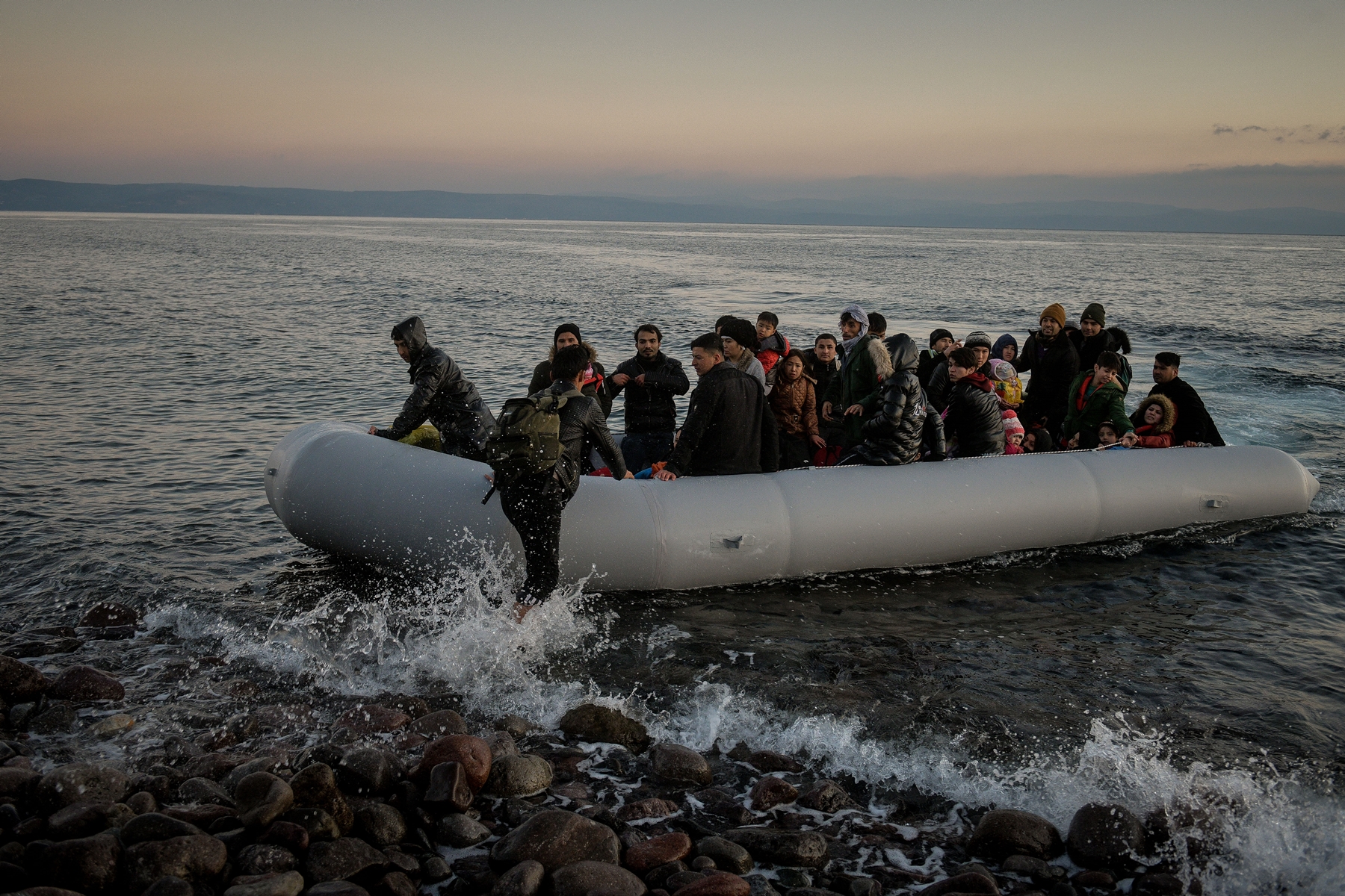 Μετανάστες στο Αιγαίο: Απάντηση Οικονόμου στην πρόκληση Ερντογάν