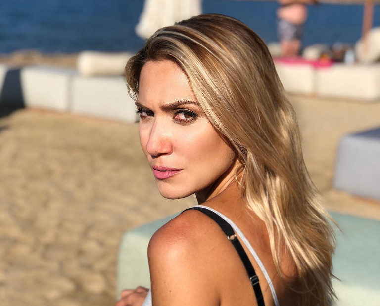 Έλενα Παπαβασιλείου Instagram: Νέα ζωή για την πρώην παρουσιάστρια