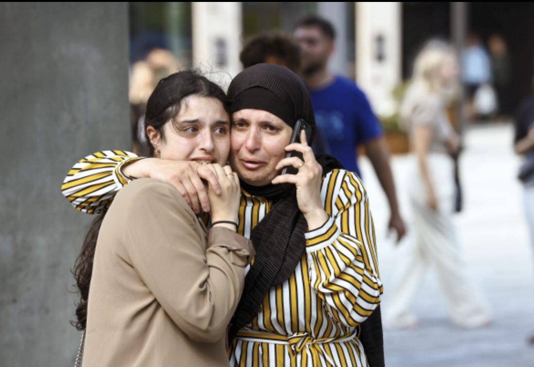 Κοπεγχάγη επίθεση: Ανατριχιαστικό βίντεο δείχνει τον δράστη να κραδαίνει το όπλο στο mall