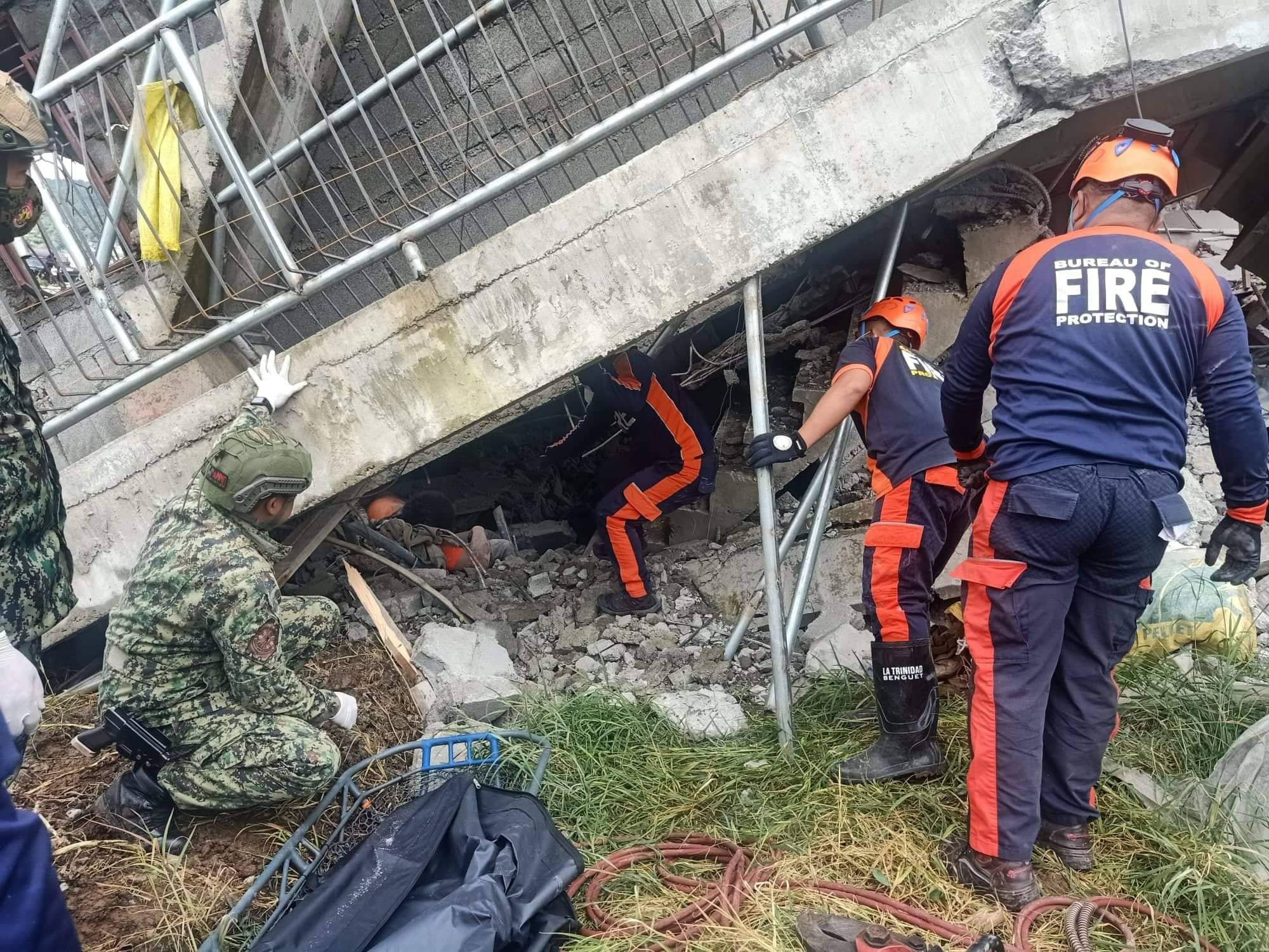 Σεισμός Φιλιππίνες: Επιχειρήσεις έρευνας και διάσωσης στην Άμπρα