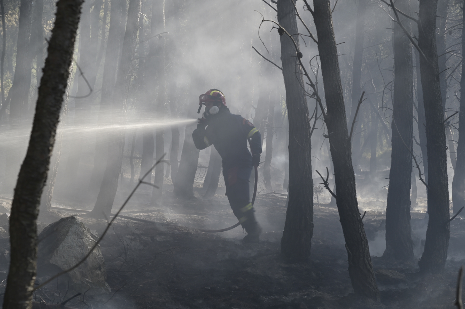 Πόρτο Γερμενό φωτιά τώρα: Φόβοι για αναζωπυρώσεις