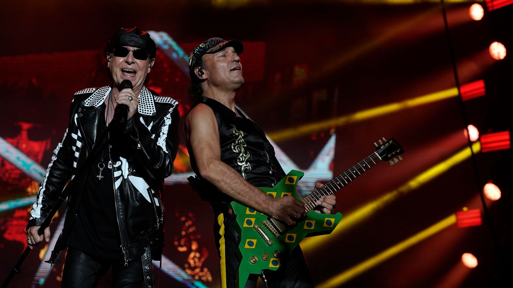 Scorpions – Alice Cooper ΟΑΚΑ 2022: Το ροκ δεν πεθαίνει ποτέ!