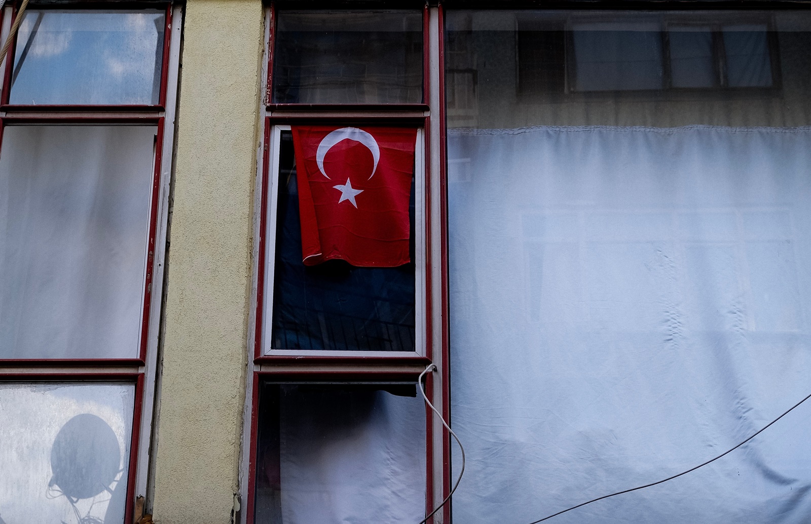 Κωνσταντινούπολη: Ένοπλη επίθεση σε προεκλογική συγκέντρωση υποψηφίου δημάρχου του AKP