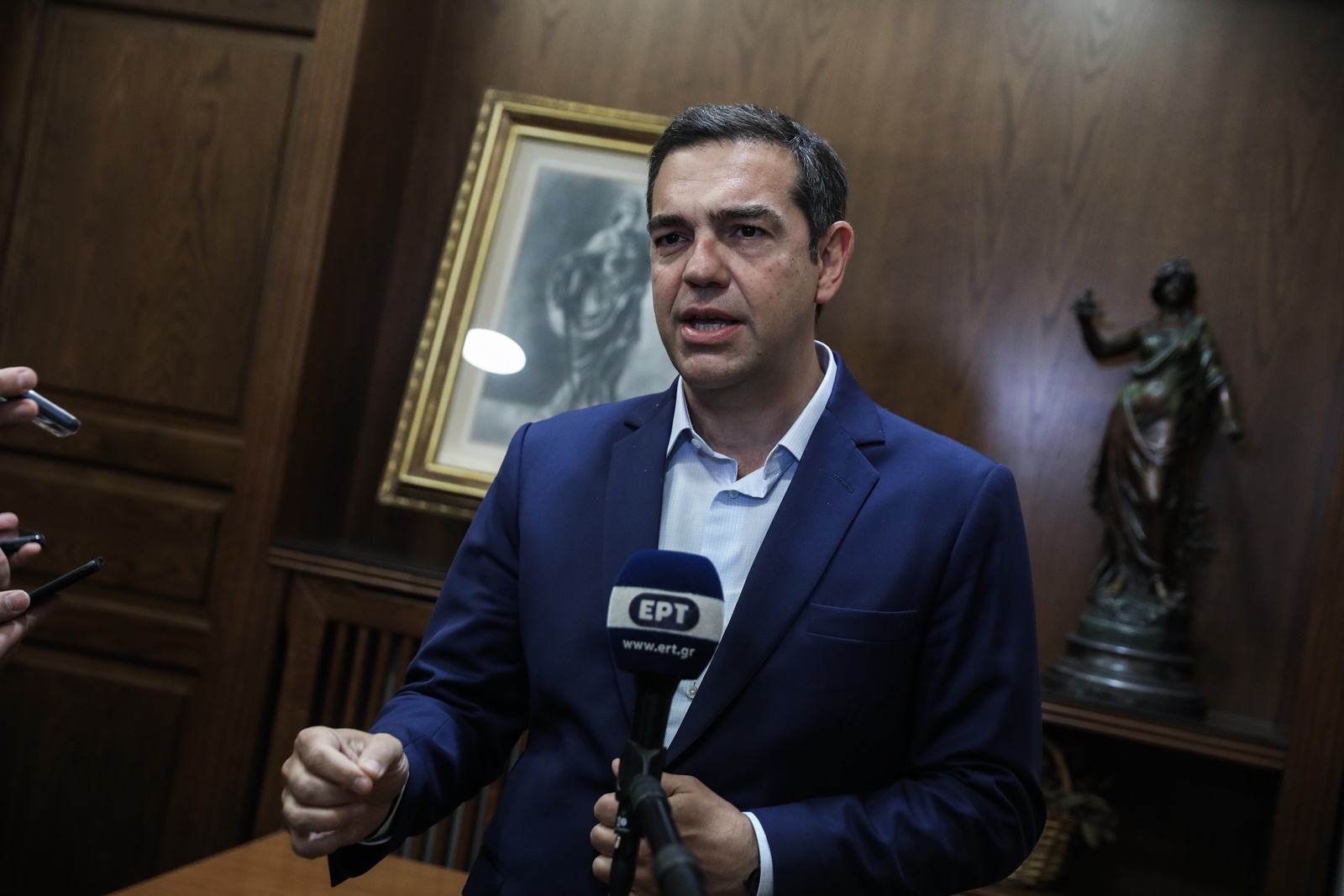 tsipras mikrofono