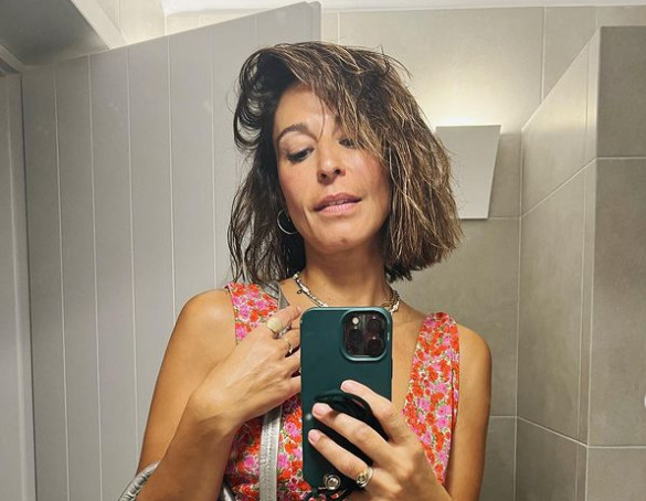 Κατερίνα Παπουτσάκη Instagram: Οι βουτιές της ηθοποιού στη Δονούσα