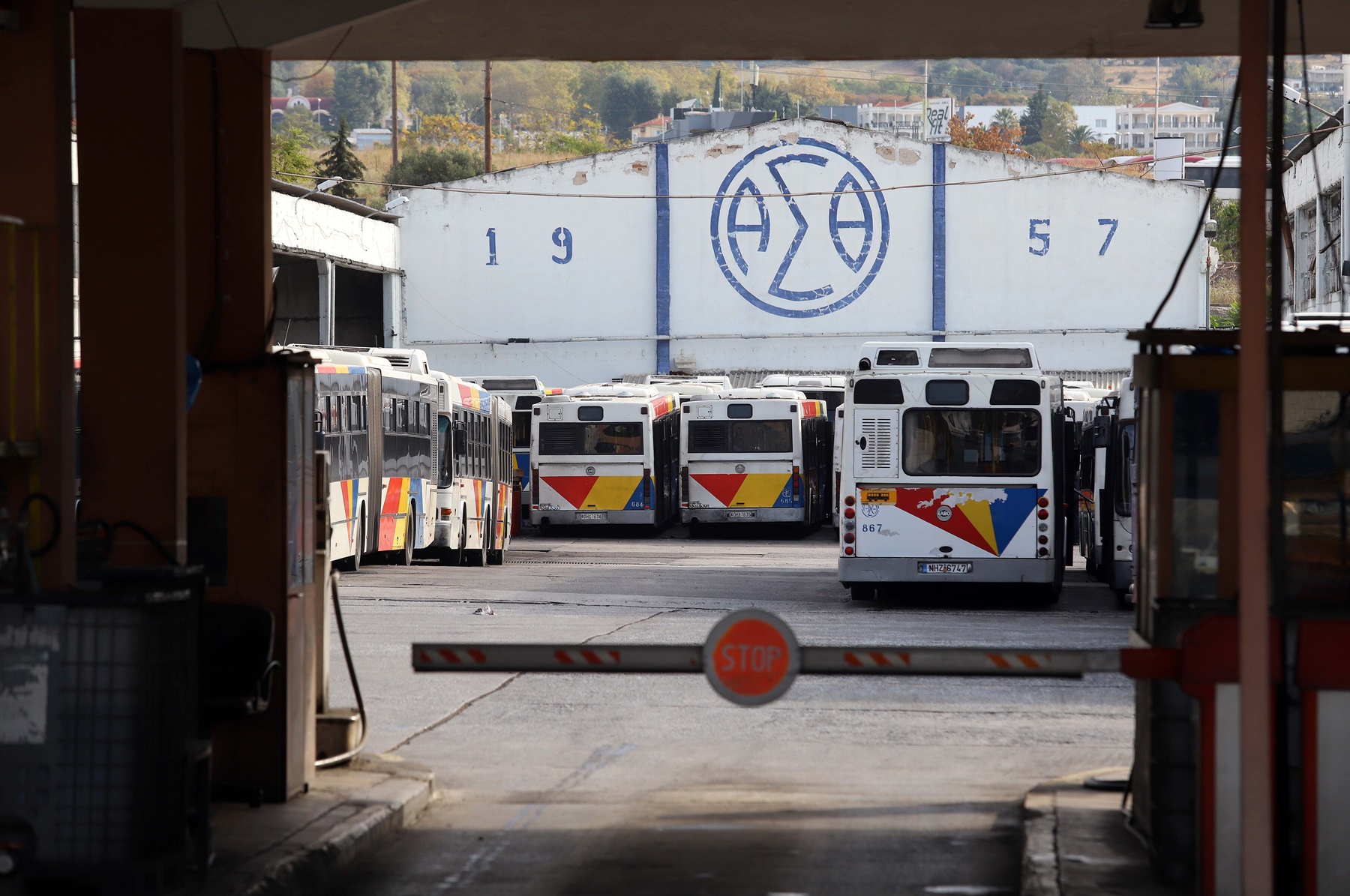 ΟΑΣΘ – τελευταία μέρα στη δουλειά: Συγκίνηση σε αποχαιρετισμό εργαζόμενου