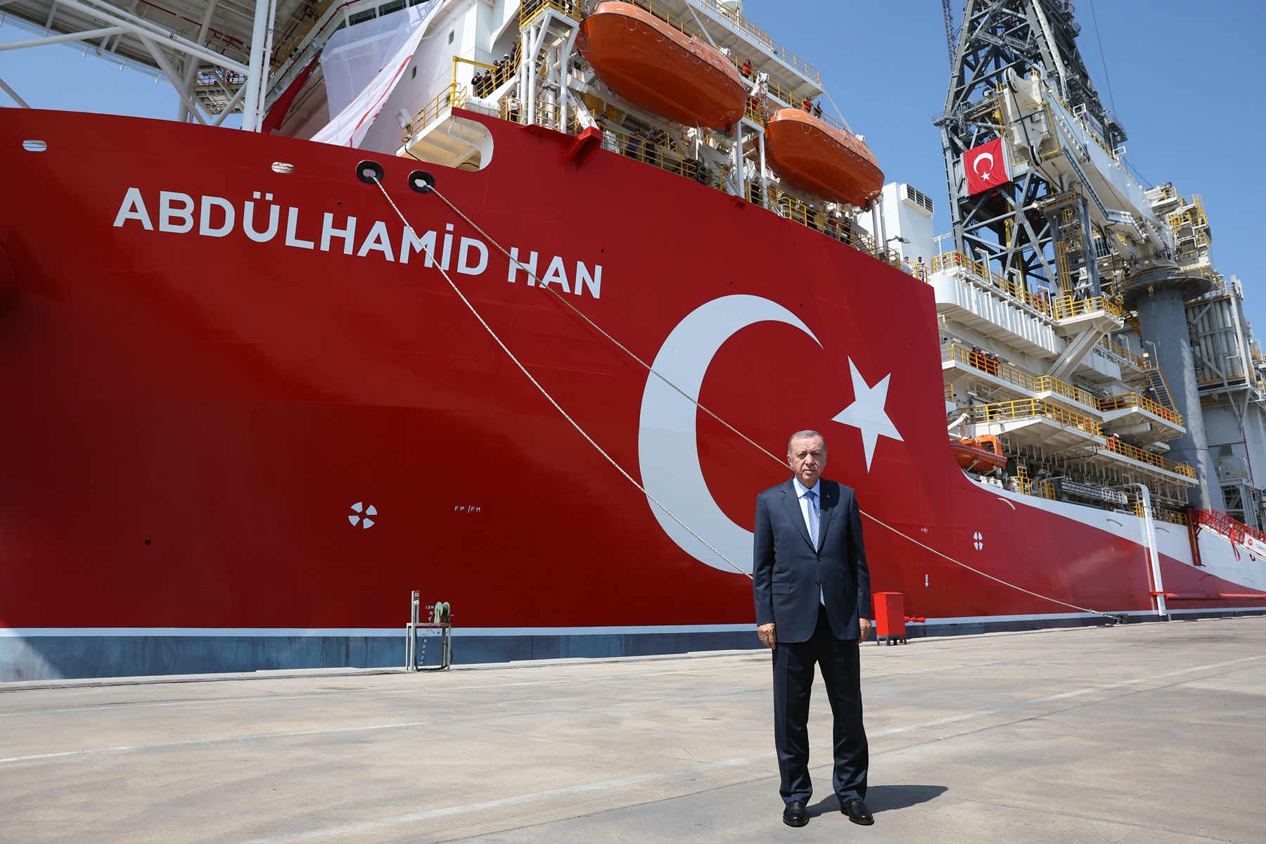 Τουρκικό γεωτρύπανο – Ερντογάν: “Η Ελλάδα ενοχλείται με το πλοίο”