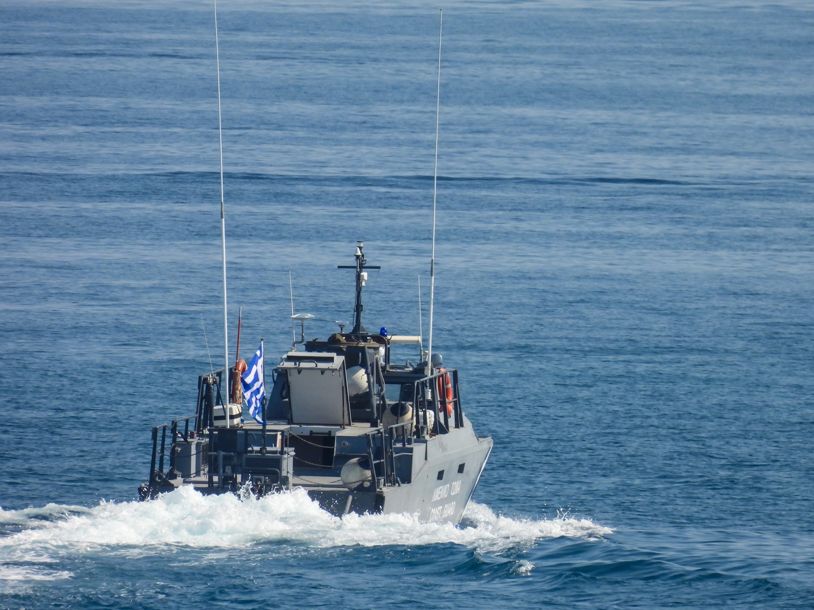 Διάσωση μεταναστών Κρήτη: Εντοπίστηκε ακυβέρνητο σκάφος στην Παλαιοχώρα