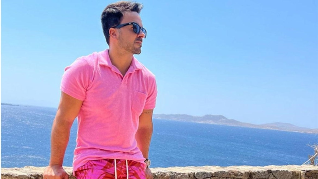 Luis Fonsi Μύκονος: Στην Ελλάδα για διακοπές ο Πορτορικανός τραγουδιστής