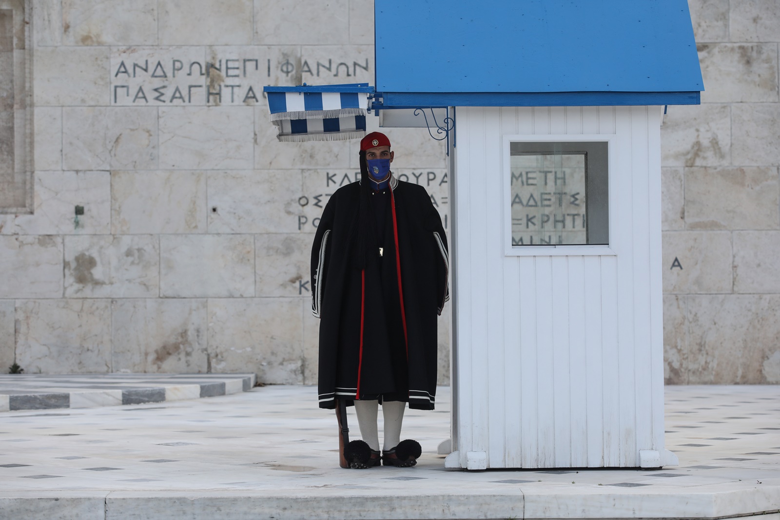 Παρακολουθήσεις Βουλή: Ξεκινά σήμερα η μάχη για τις επισυνδέσεις