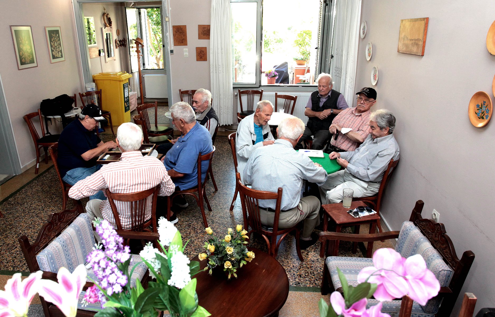 Ο δήμος Χαλανδρίου δεν ξεχνά τους ηλικιωμένους/ηλικιωμένες