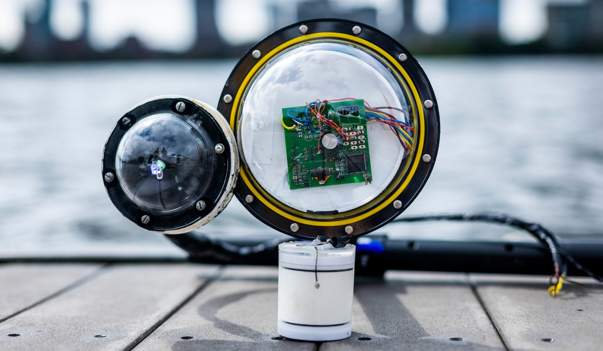 Υποθαλάσσια κάμερα χωρίς μπαταρίες: Καινοτομία του MIT