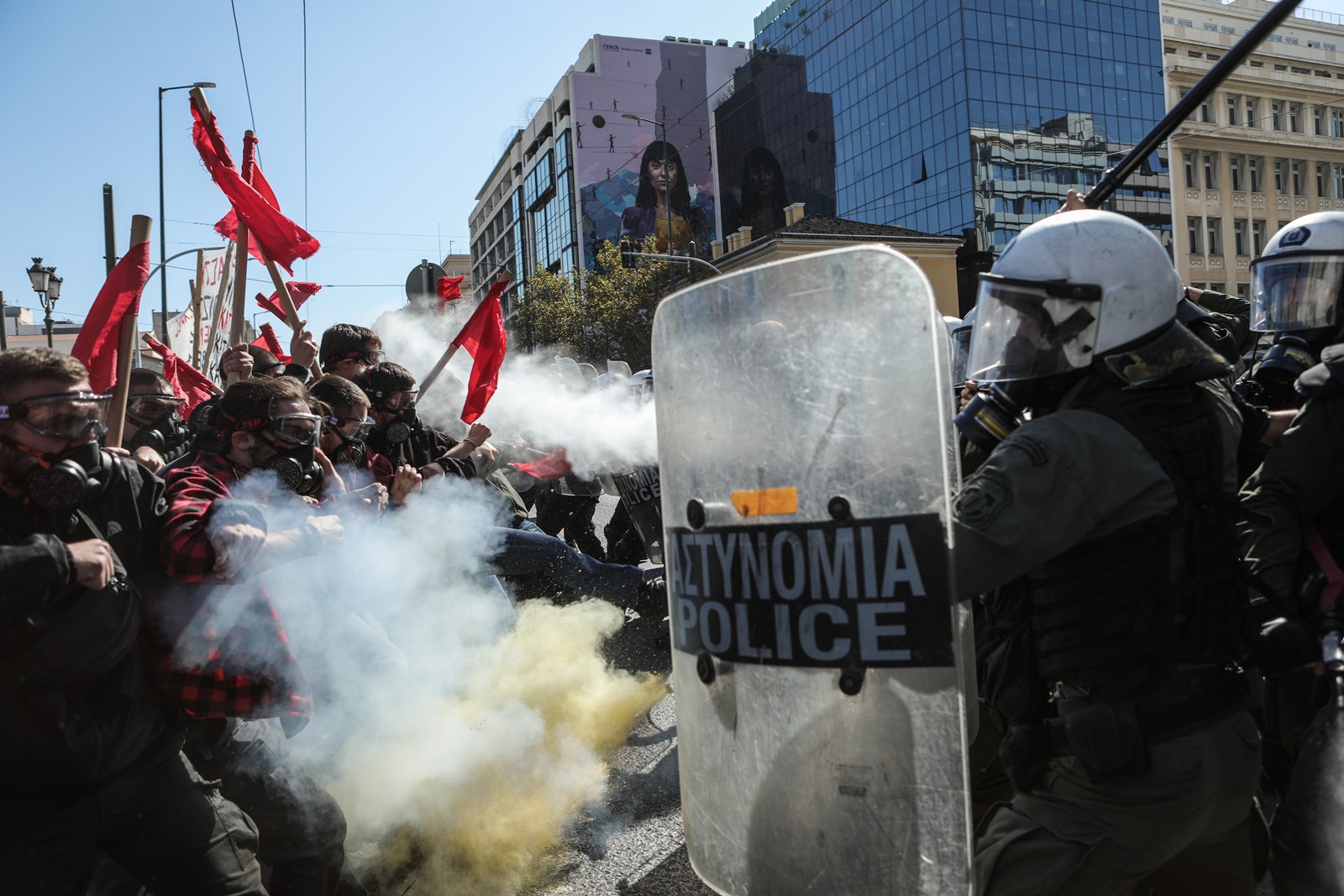 Πανεκπαιδευτικό συλλαλητήριο Προπύλαια: Επεισόδια και χημικά