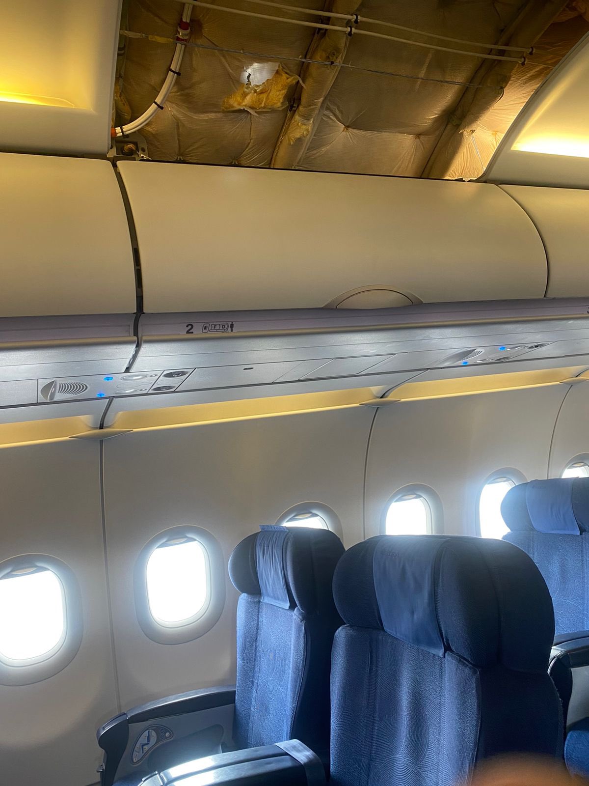 Αδέσποτη σφαίρα σε αεροπλάνο: Σοκ την ώρα της προσγείωσης