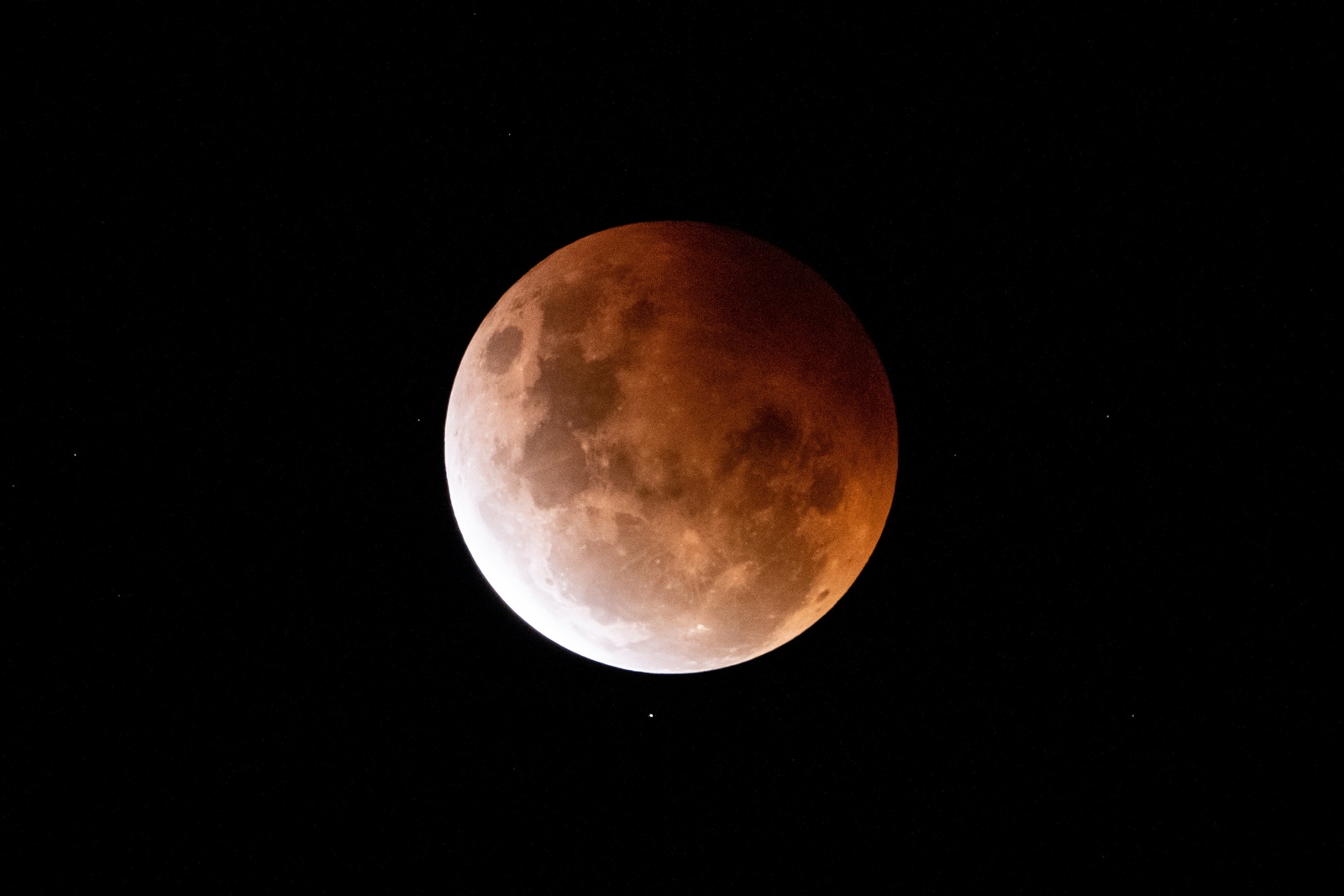 Έκλειψη σελήνης 8 Νοεμβρίου: Η τελευταία μέχρι το 2025, τι είναι το «φεγγάρι του κάστορα»