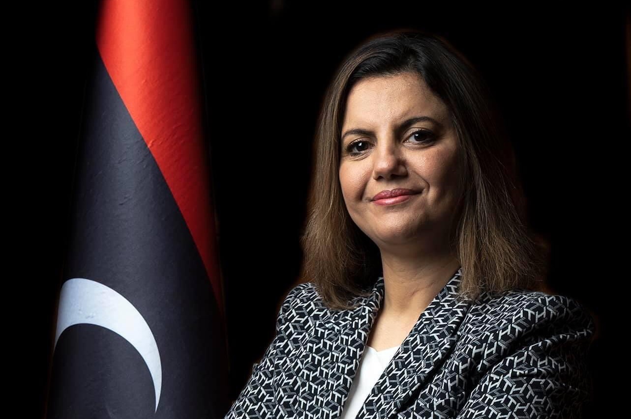 Δένδιας – Λιβύη: Ποια είναι η Νάιλα Μάνγκους που προκάλεσε το διπλωματικό επεισόδιο