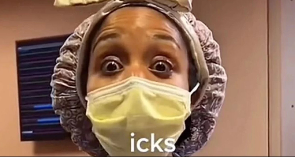 Νοσοκόμες κορόιδευαν ασθενείς: Οργή για βίντεο στο Tik Tok